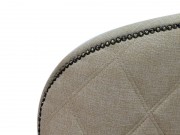 Cadeira com Tachas 7806 Dayse de Madeira Maciça