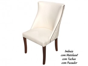 Cadeira Casachic Cristal 286 com Tachas e Capitone