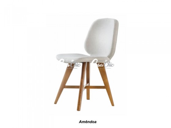 Cadeira 7780 Lucy de Madeira Maciça